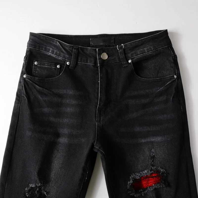U. Drip irrigated mens Distressed jeans from the United States featuring tight elastic holes red ribbed patches and ripped jeans CL240912