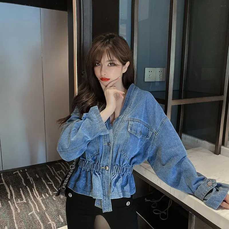 Women Denim Jacket Trend Loose and Versatile with Slim Waist and Short Stylish Casual Top That Exudes Sense of LuxuryX240920