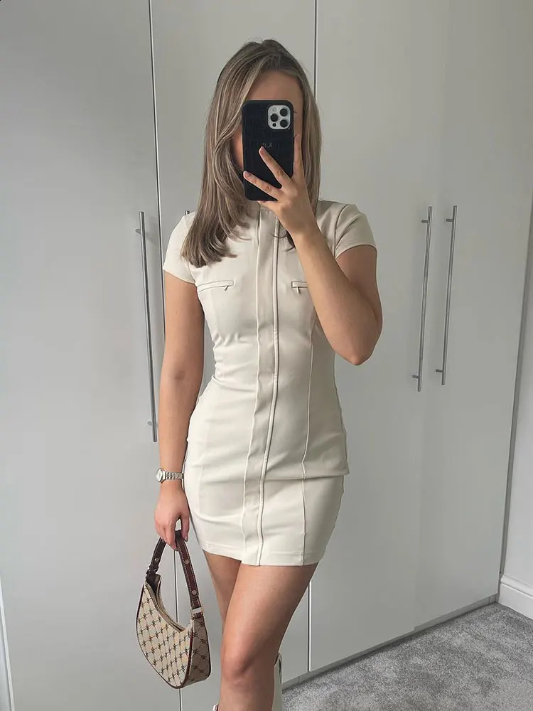 TRAFZA Womens Elegant Mini Dress Short Sleeve Slim Fit Button Solid TRAF Retro Oneck 240919