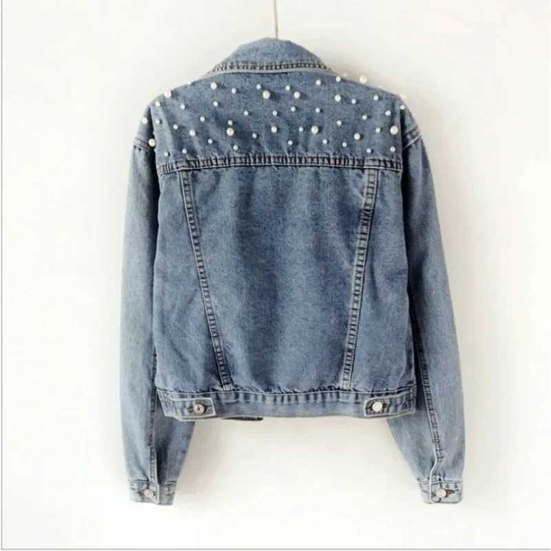 2024 Womens Short Denim Jacket Beaded Pearl Jacket Loose Spring and Autumn New Denim JacketX240920