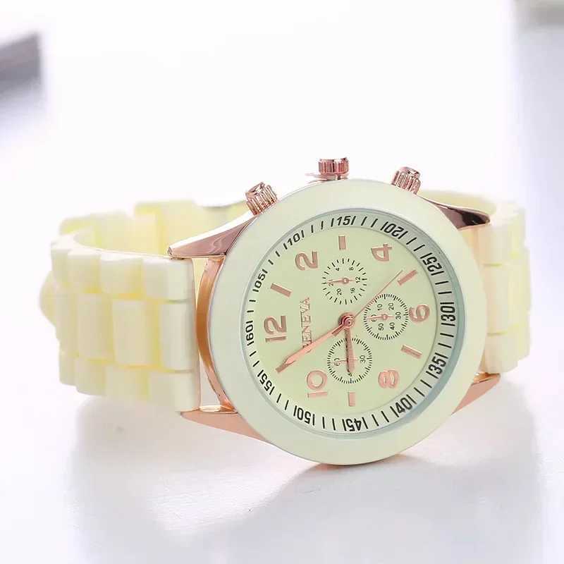 Women Watches 2024 New Fashion Luxury Brand Women Watch Silicone Strap Quartz Wrist Watch for Female Relogio Feminino ZegarkiX240920