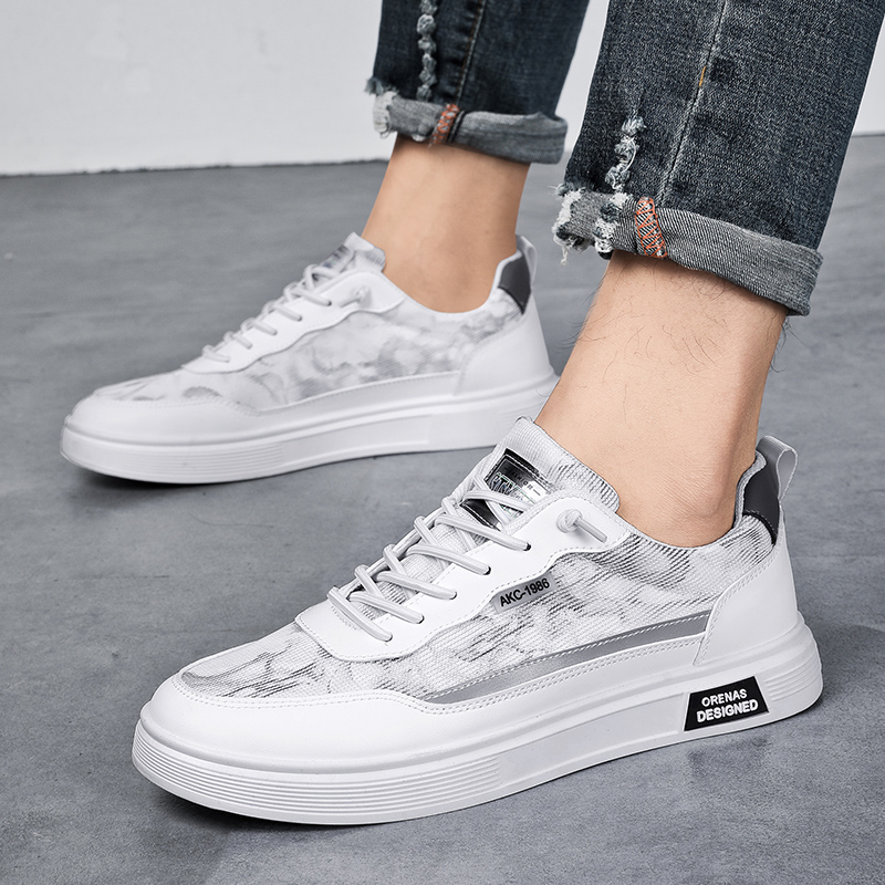 small New white men's Breathable lightweight fashionable sports casual fashion soft soled board shoes 7d15