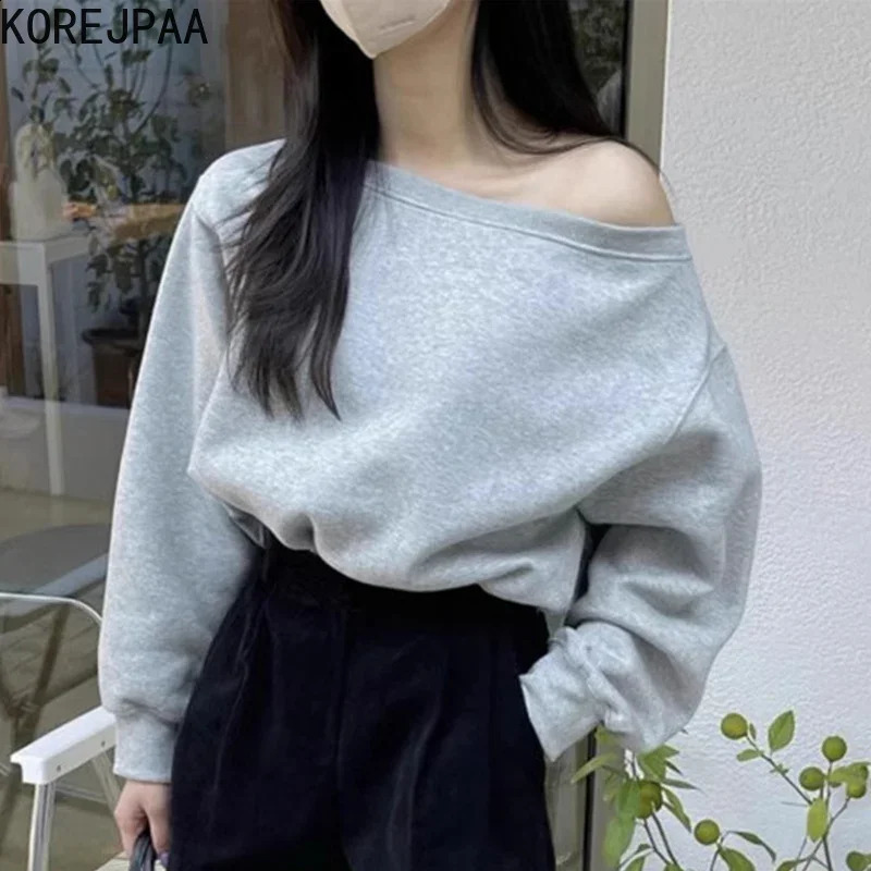 Korejpaa Spring French Hoodie Womens Diagonal Collar Irregular Off Shoulder Versatile Long Sleeve Top Sweatshirt 240919