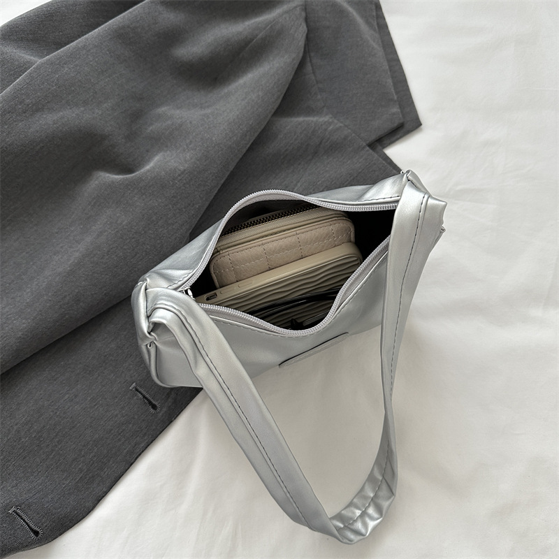 Women's niche texture silver bag high-end pleated armpit crescent bag