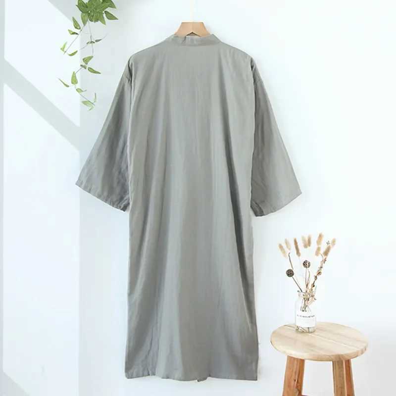 Japanese Kimono Nightgown Mens Light and Breathable Summer Spring Autumn Mens Long Kimono Nightgown Loose Robe for Men M L XL Y240919