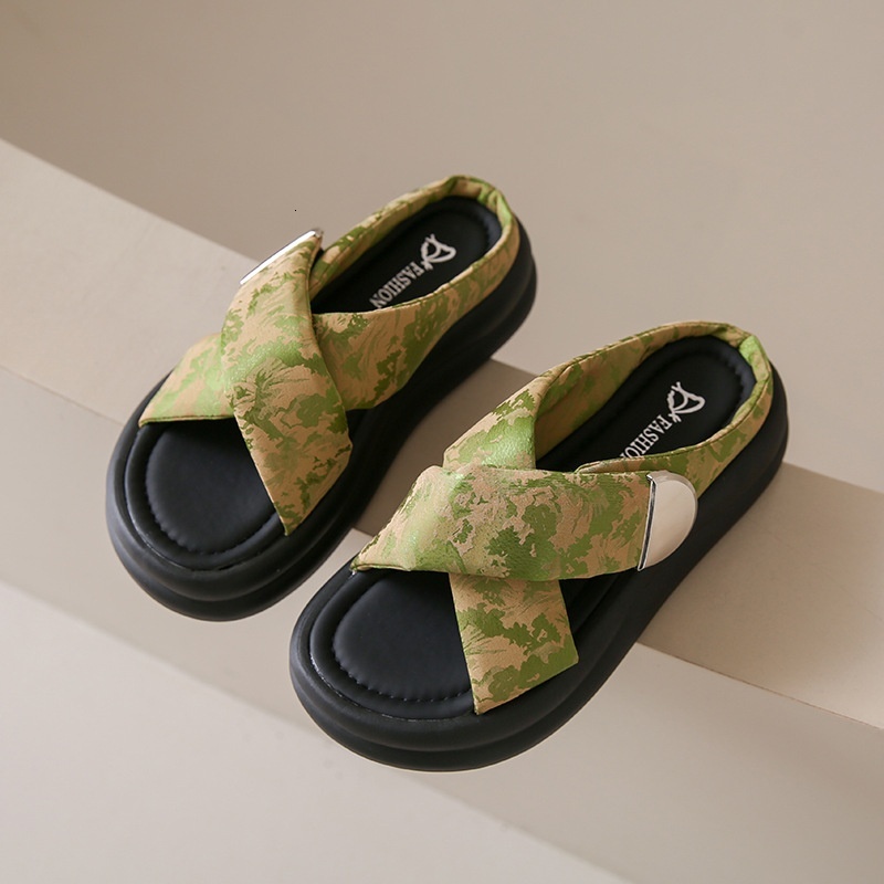 China-Chic herringbone 2024 new one word color block thick sandals fashionable flat soled women's slippers