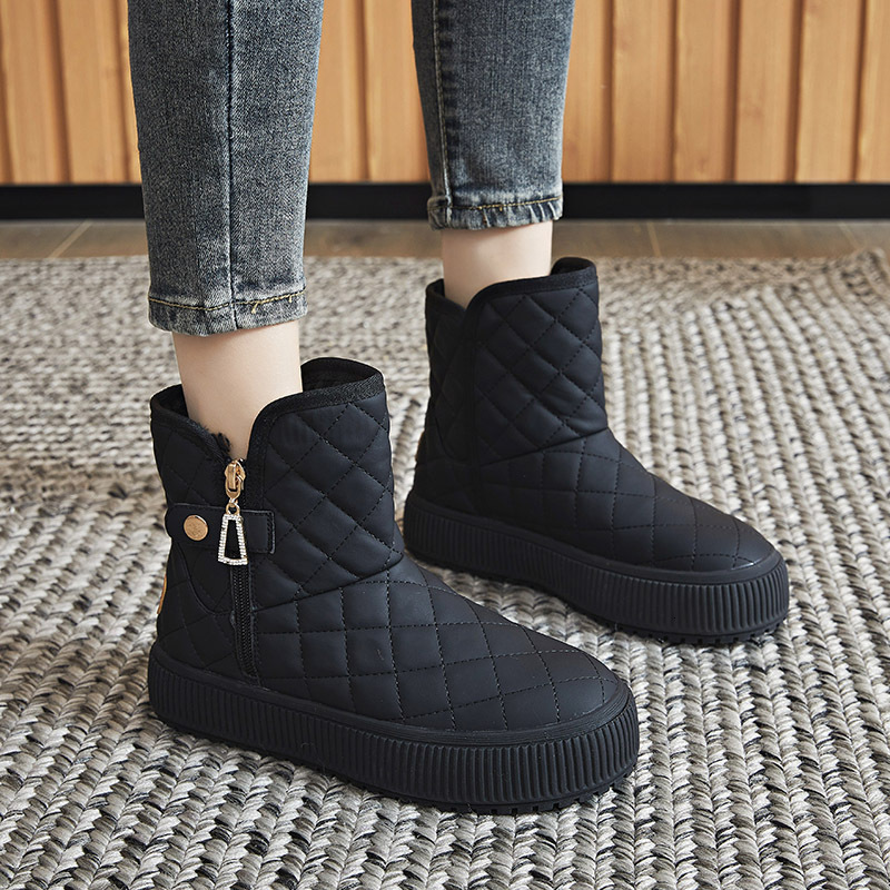 High top big 4CM thick soled women's with plush side zipper cotton shoes in winter, Korean version, Northeastern style, outdoor warm snow boots