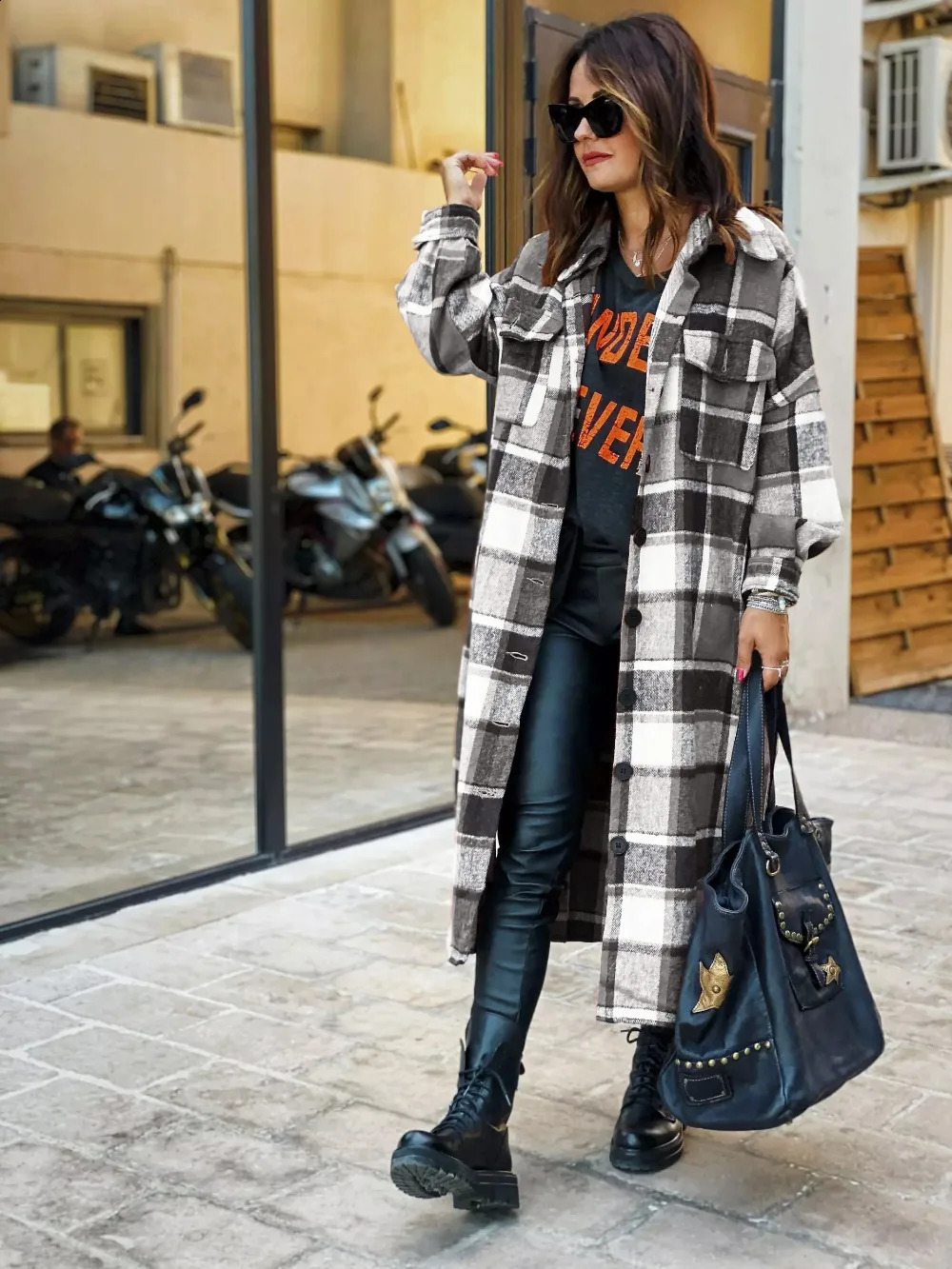 Autumn Plaid Shirt Woolen Womens Fashion Long Streetwear Women Clothing England Style Loose Coat Female Jacket 240912