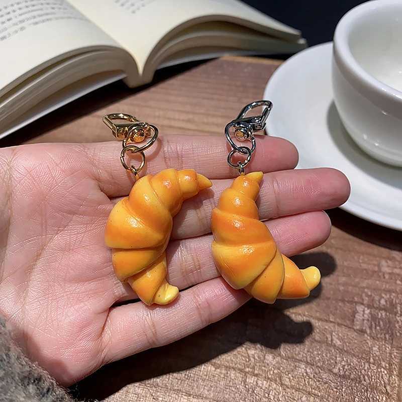 Simulation Food Toy Model Pendant Keyring Personalized Creative Croissant Package Student Children Gifts Keychain Ring ChainXJ250319