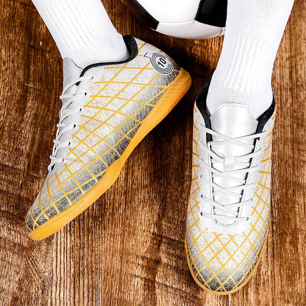 Ultra Light Non Slip Turf Indoor Training Soccer Tennis Cleats Kids Boy Futsal Children Football Shoes Men Football Field Boots
