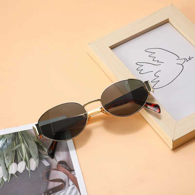 Small Metal Frame Oval Sunglasses for Women 2024 Brand Designer Fashion Luxury Shades UV400 Eyewear Men Vintage Sun GlassesX240920