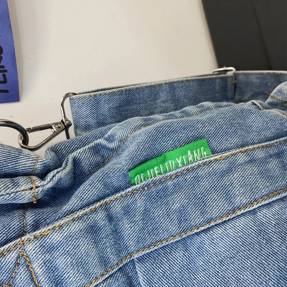 Denim cross body bag fashionable womens handbag casual large capacity adjustable shoulder strap multiple pockets 240919