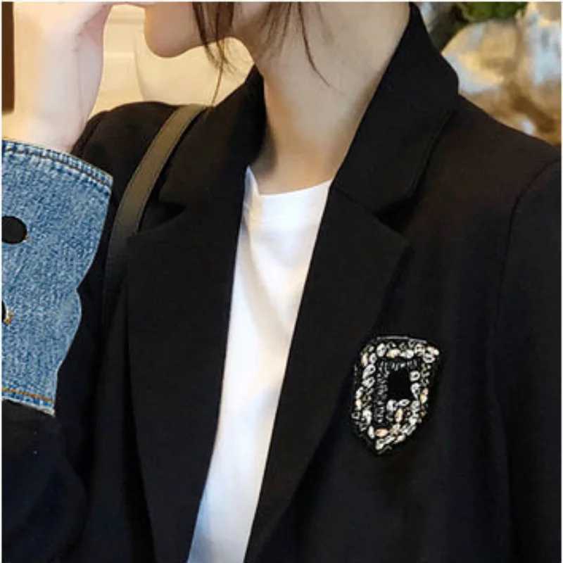 Coat denim jacket 2024 womens winter denim jacket with Korean style designer sequin womens coat elegant W240920