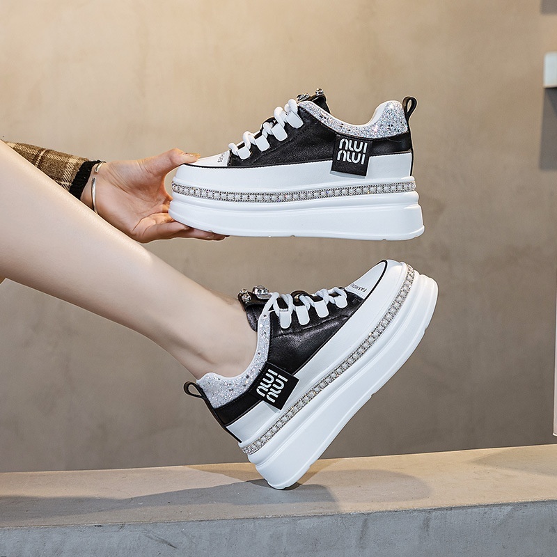 2024 Spring New Women's Shoes with a 7cm increase in inner height, sponge cake thick soled shoes, rhinestones, Instagram fashion trendy white sho