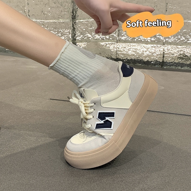 Thick soled white for women in fashion, versatile student casual board shoes, 2023 spring new fashionable Forrest Gump shoes
