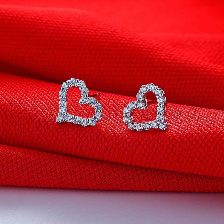 Solid color 14K white gold stud earrings 1CT/piece diamond engagement stud earrings love promise womens party halo earrings W240919