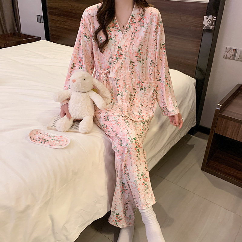 New sleepwear for women in autumn winter, long sleeved pants, comfortable and loose oversized cardigan, cotton home clothes that can be worn outside