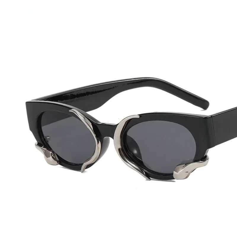 New Y2k Sunglasses with Snakes Fashion Vintage Oval Women Shades Eyewear Retro Luxury Brand Design UV400 Sun GlassesX240920