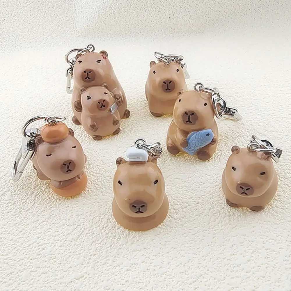 Backpack Charm Capybara Keychain Cute Party Outfit Decor Cartoon Key Ring DIY Decoration Keychain Accessories MenX240919