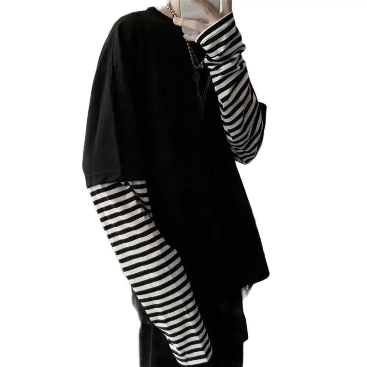 Cool Striped Patchwork T-Shirt Men Autumn Oversize Tops Boys Solid Long Sleeve T Shirt Fashion Japanese Gothic Japan T ShirtX240919