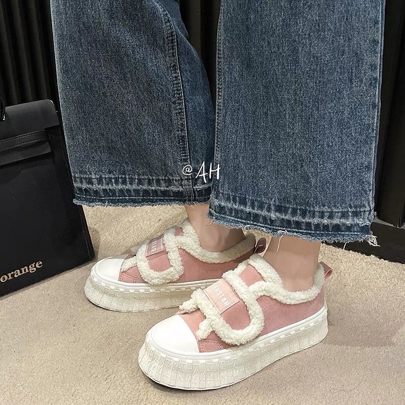 Winter Women Breathable Warm White Wool Thick Heel Plaid Sneakers Casual Running Platform Y2k Lolita Shell Shoes