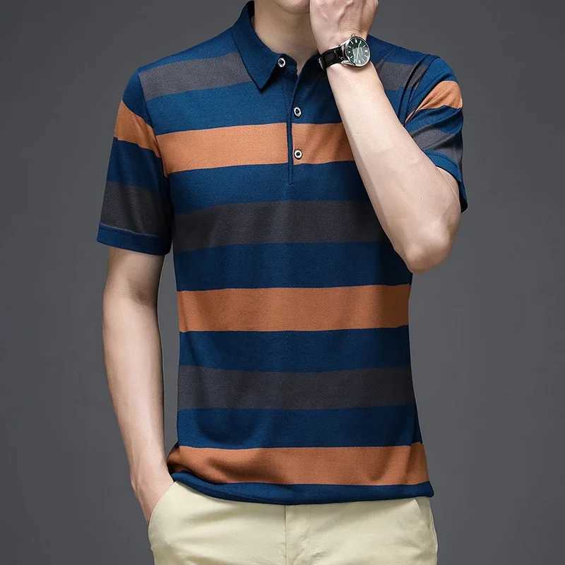 2024 Summer New Mens Knitted Stripe Short Sleeved POLO Shirt Comfortable and Cool Casual Fashion T-shirtX240920