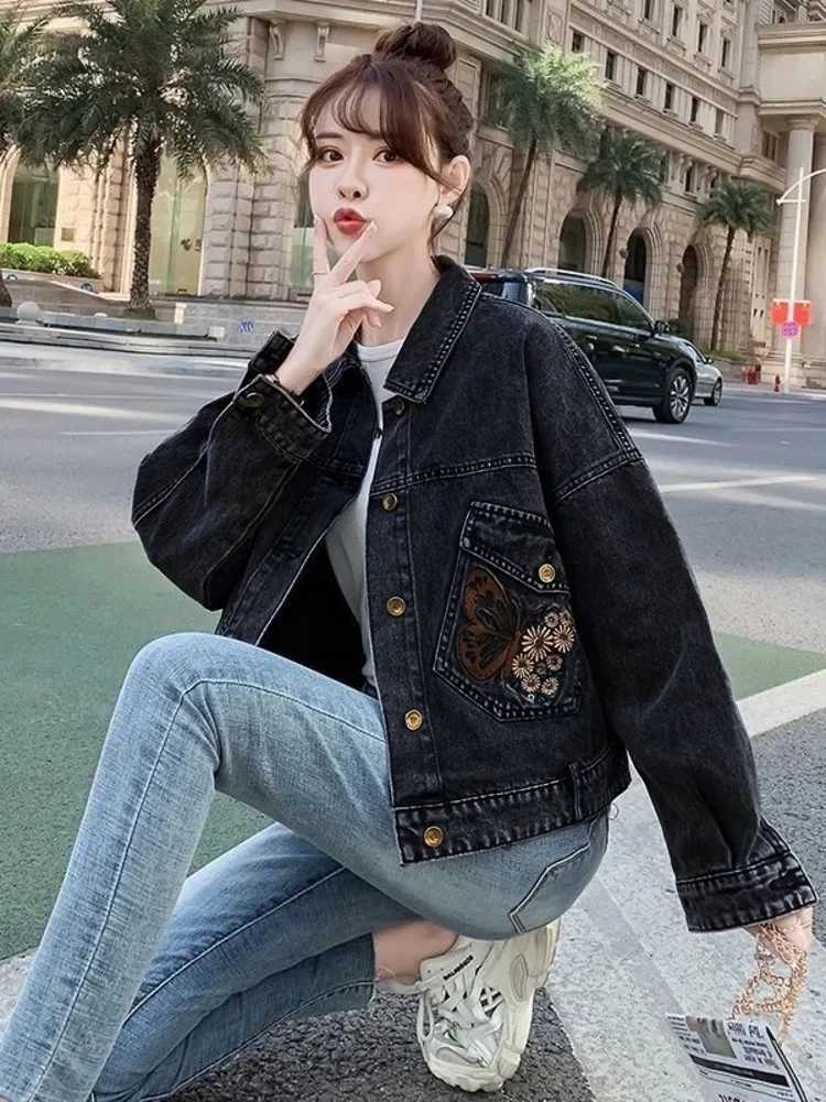 Butterfly Flower Embroidered Letter Denim Jacket Woman Spring Autumn Coat Cotton Outerwear Button Female Girl Casual JeansX240920