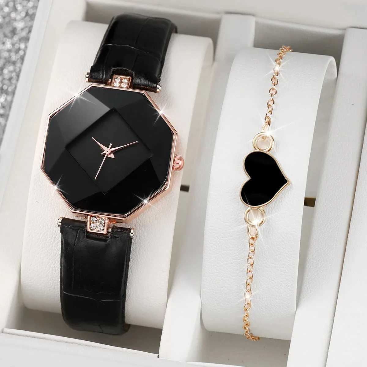 2 Piece Set Fashion Rhinestone Womens Watch Heart Shape Bracelet Set Casual Leather Quartz WristwatchX240920
