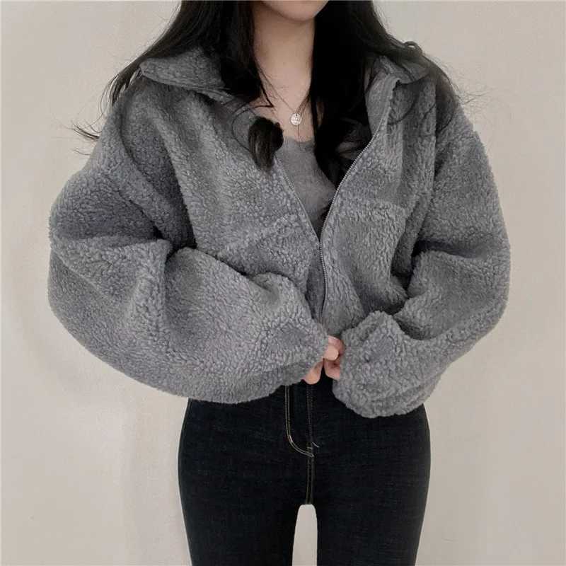YTJHRG Winter Fashion Womens Coat Casual Cardigan Faux Fur Lamb Wool Zipper Ladies Jacket Long Sleeve 2024 New Female ClothingX240920