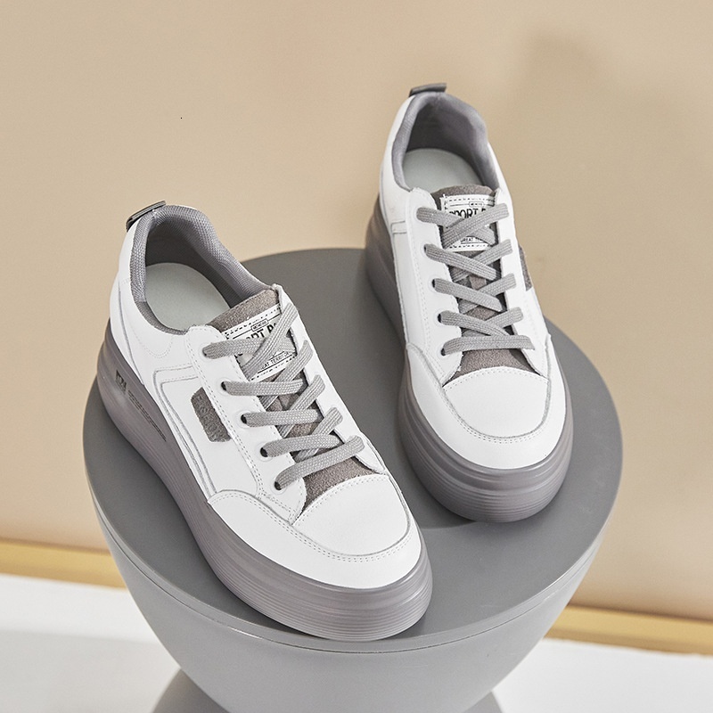 Genuine leather white women, 2024 autumn new versatile thick soled sponge cake with increased height breathable sports and leisure board shoes for wom