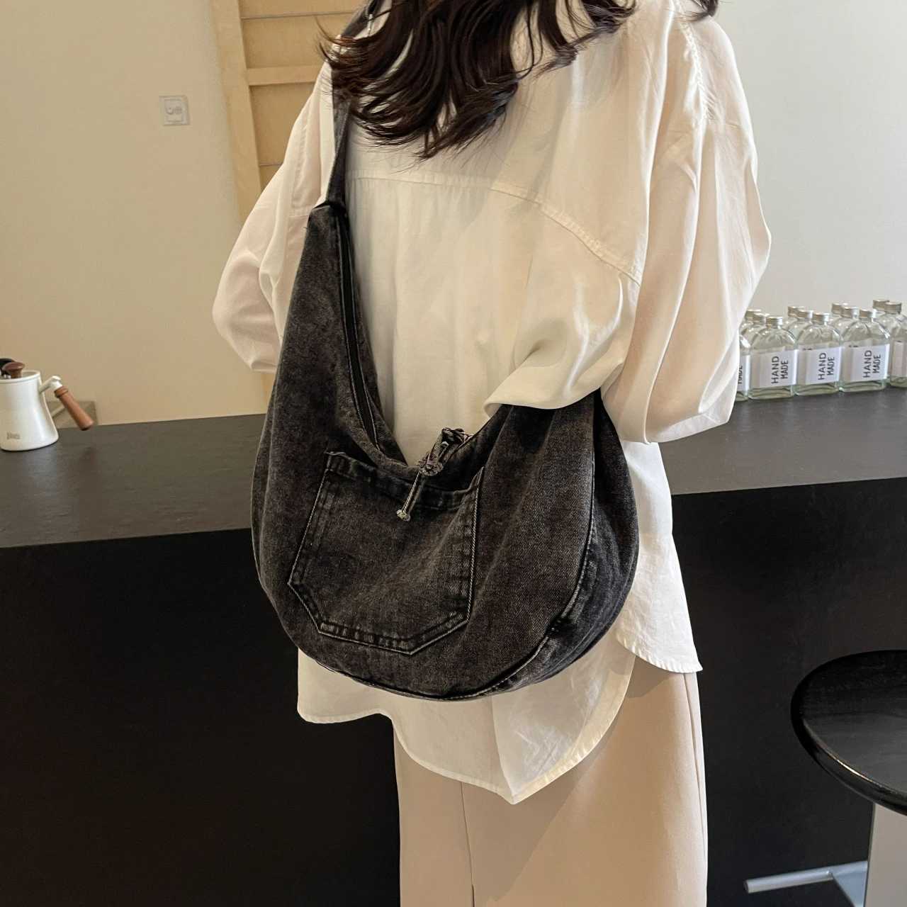 2024 New Fashion Summer Large Capacity Casual Denim Women Shoulder Bag Korean Style Hobos Canvas Crossbody 240920