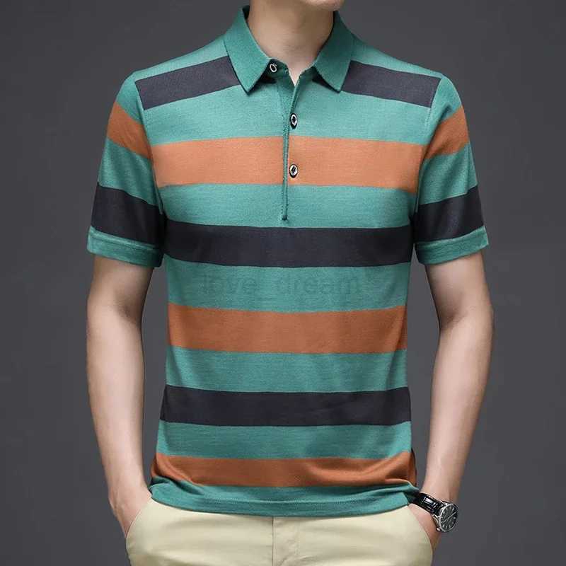 2024 Summer New Mens Knitted Stripe Short Sleeved POLO Shirt Comfortable and Cool Casual Fashion T-shirtXJ240920