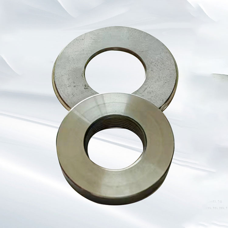 Durable Stainless Steel Flat Pads with Enhanced Material for Hex Bolt Installation