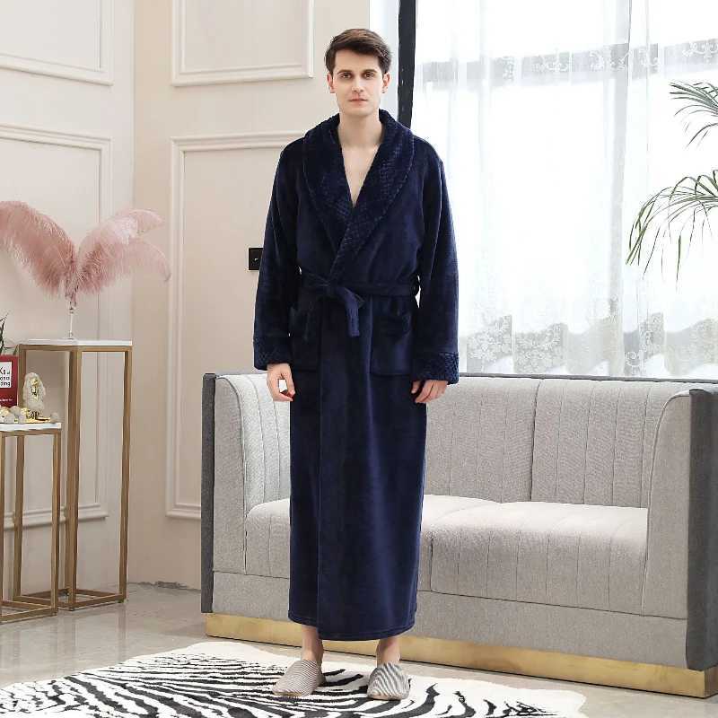 Popular Mens Sleeping Robe Autumn and Winter Coral Fleece Bathrobe Solid Color Soft Mens Bathrobe Coral Long Home Clothes Y240919
