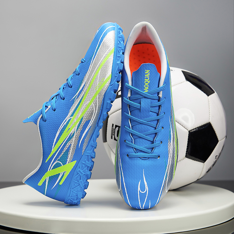 Stylish Comfortable Men's Training Soccer Shoes Antiskid Boys Kids Sneakers Outdoor Lawn Youth Student Running Shoes 2024 New
