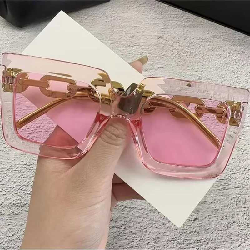 New Women Sunglasses Chain Anti Uv Sun Glasses Fashionable Square Frame Women High-End Eyeglasses Casual Outdoor GlassesX240920