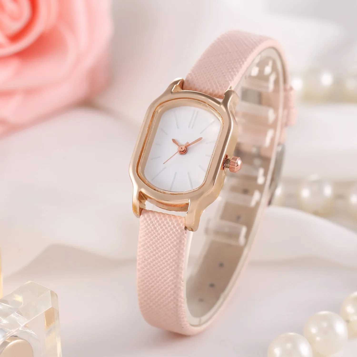 Womens Simple Vintage Watches for Women Dial Wristwatch Leather Strap Wrist Watch High Quality Ladies Casual Bracelet WatchesX240920