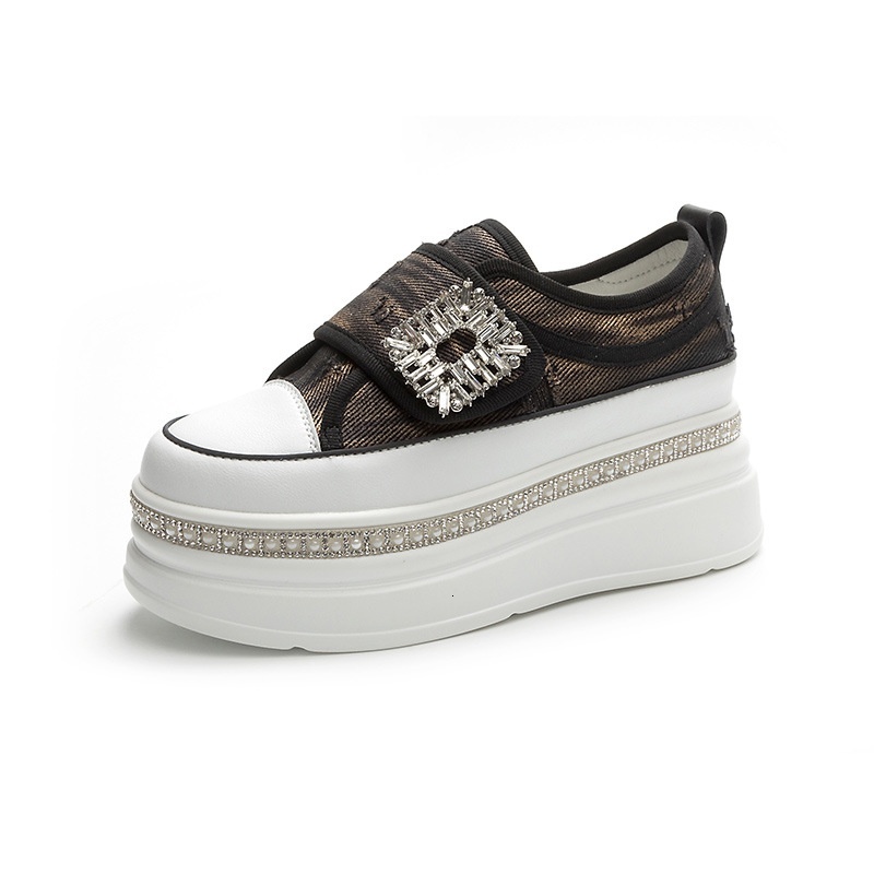 White for women, 2024 autumn new item, versatile, small, lightweight, leather, sponge cake thick soled shoes