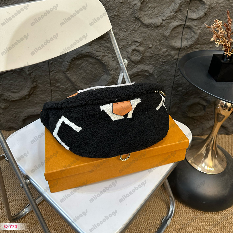 Designers Lamb Wool Belt Bag Designers Fanny Pack Mens Womens Winter Waist Bags Ladies Bumbag Luxury Crossbody Shoulder Bumbags Wallets Bumbag CXD2409206