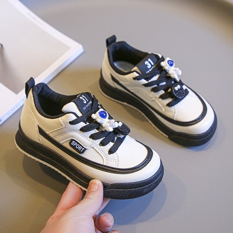 New Men's Women's Board 2023 Spring and Autumn Mid to Large Casual Fashion Sports Children's Single Shoes