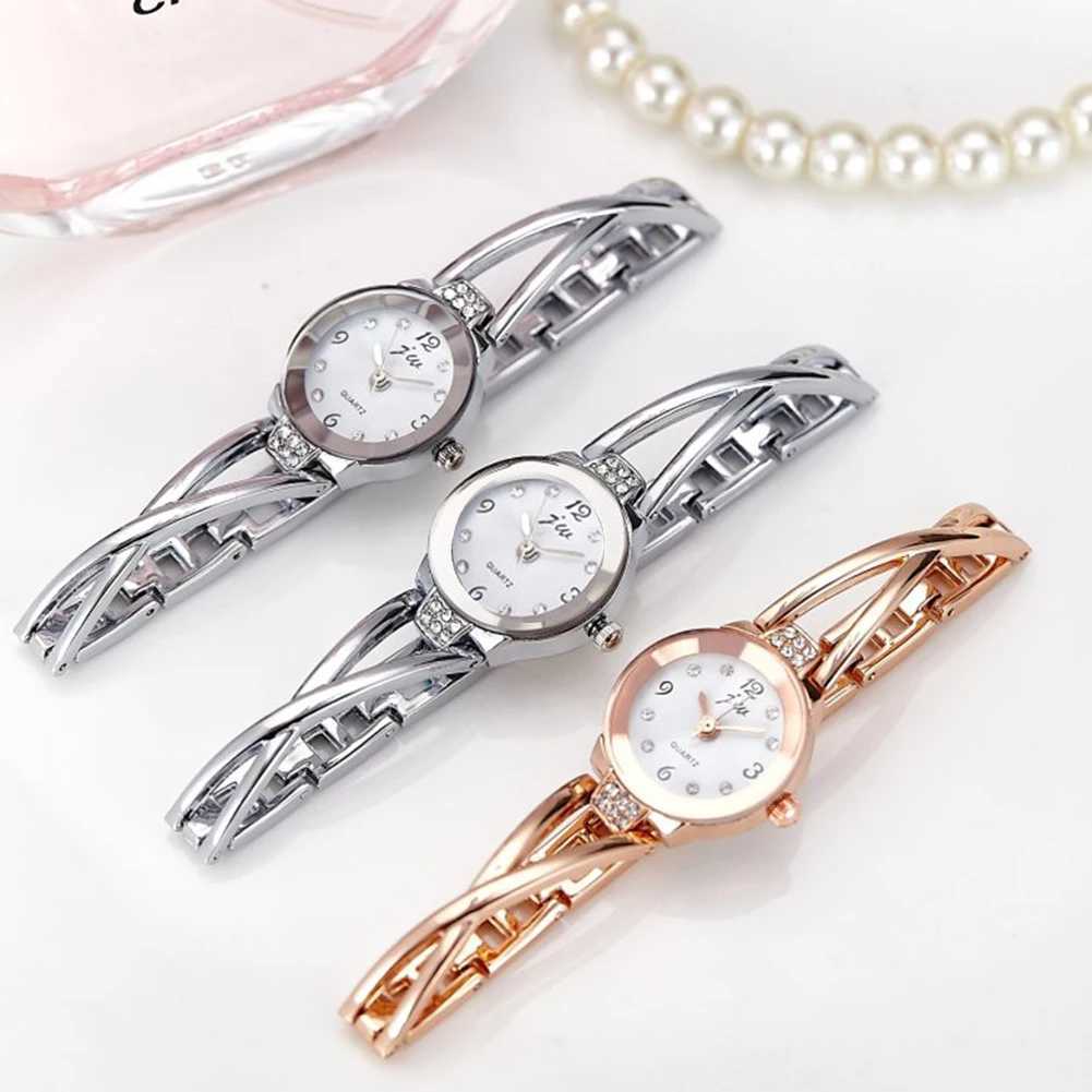 Alloy Bangle Watch Waterproof Fashion Women Classic Watches Small Delicate Analog Wristwatch for Gift for Work Travel CasualX240920