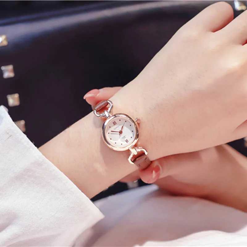 Women Girl Simple Quartz Wrist Watch PU Leather Strap Mini Thin Dial Watches EIG88X240920