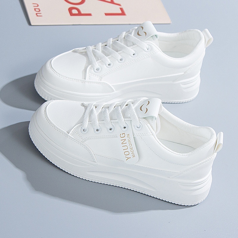 Little 2023 Summer New Versatile Student Breathable Mesh White Fashionable Instagram Fashion Casual Board Shoes Female
