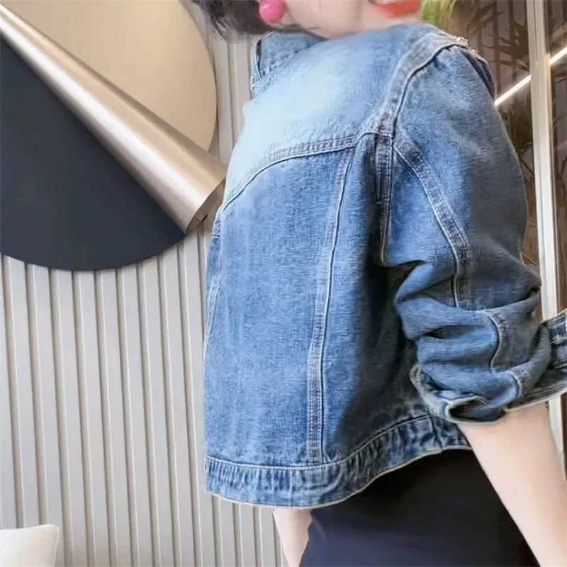 Short Cowgirl Coat Diamond-Encrusted 2024 Women New Denim Jackets Outwear Fashion Spring Autumn Zipper Denim Jacket Female CoatsX240920