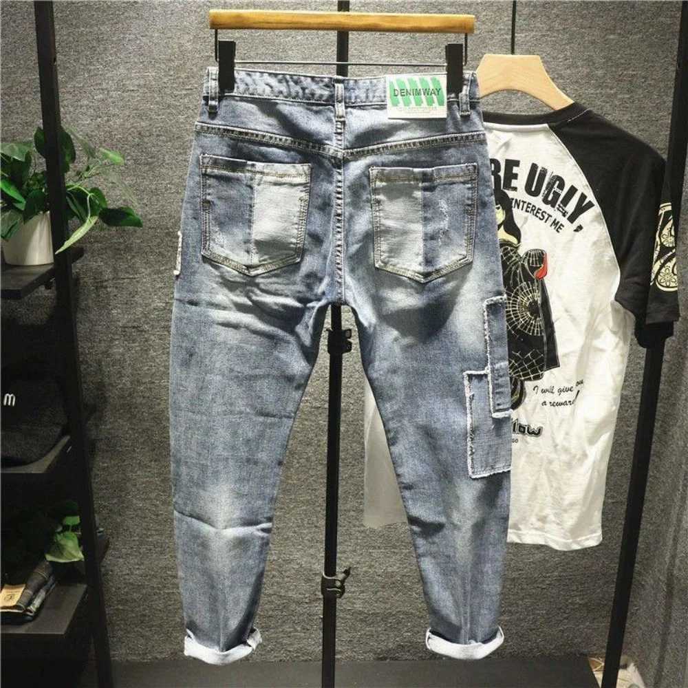 Fashionable mens jeans retro blue elastic slim fit patchwork torn jeans mens decal pocket hip-hop pants Y2K trousers X2410261