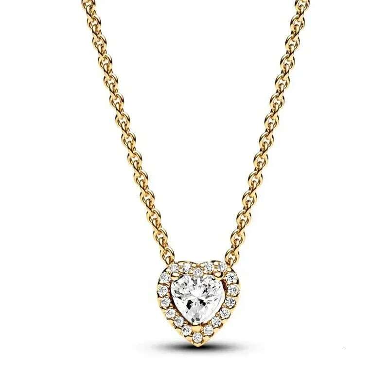 New Classic Heart Necklace 925 Sterling Silver Shining Zircon Heart Pendant Necklace Exquisite Luxury Charm Women's Jewelry Gift
