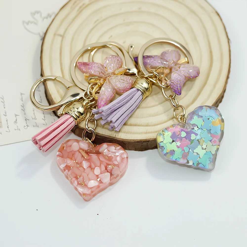 Exquisite Love Heart Keychain Crystal Resin Butterfly Key Ring Bag Pendant Car Keychain Accessories For Women Girls Party GiftsX240919