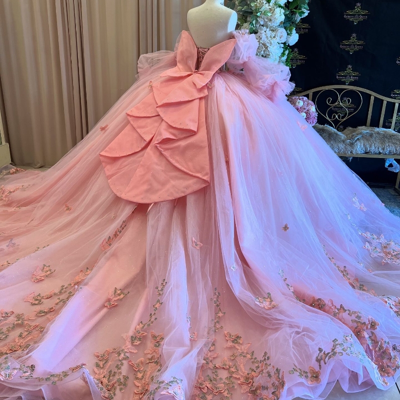Pink Quinceanera Dresses Ball Gown Puff Sleeve Bow Beaded Crystal Tull Corset Off The Shoulder Sweet 16 Dress Vestidos De 15 Anos