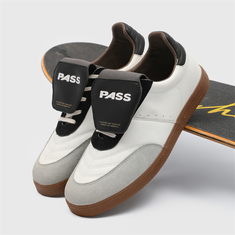 2025 new Style Classic Couples Skate Haruku Designer Skateboard Shoes Breathable Vulcanized Sneakers Men Streetwear Trainers 3090 board