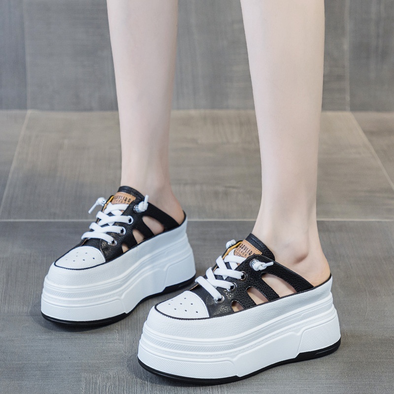 Thick soled toe half slippers women in summer 2024, new style for outerwear. One foot lazy shoes, sponge cake, casual and fashionable sandals